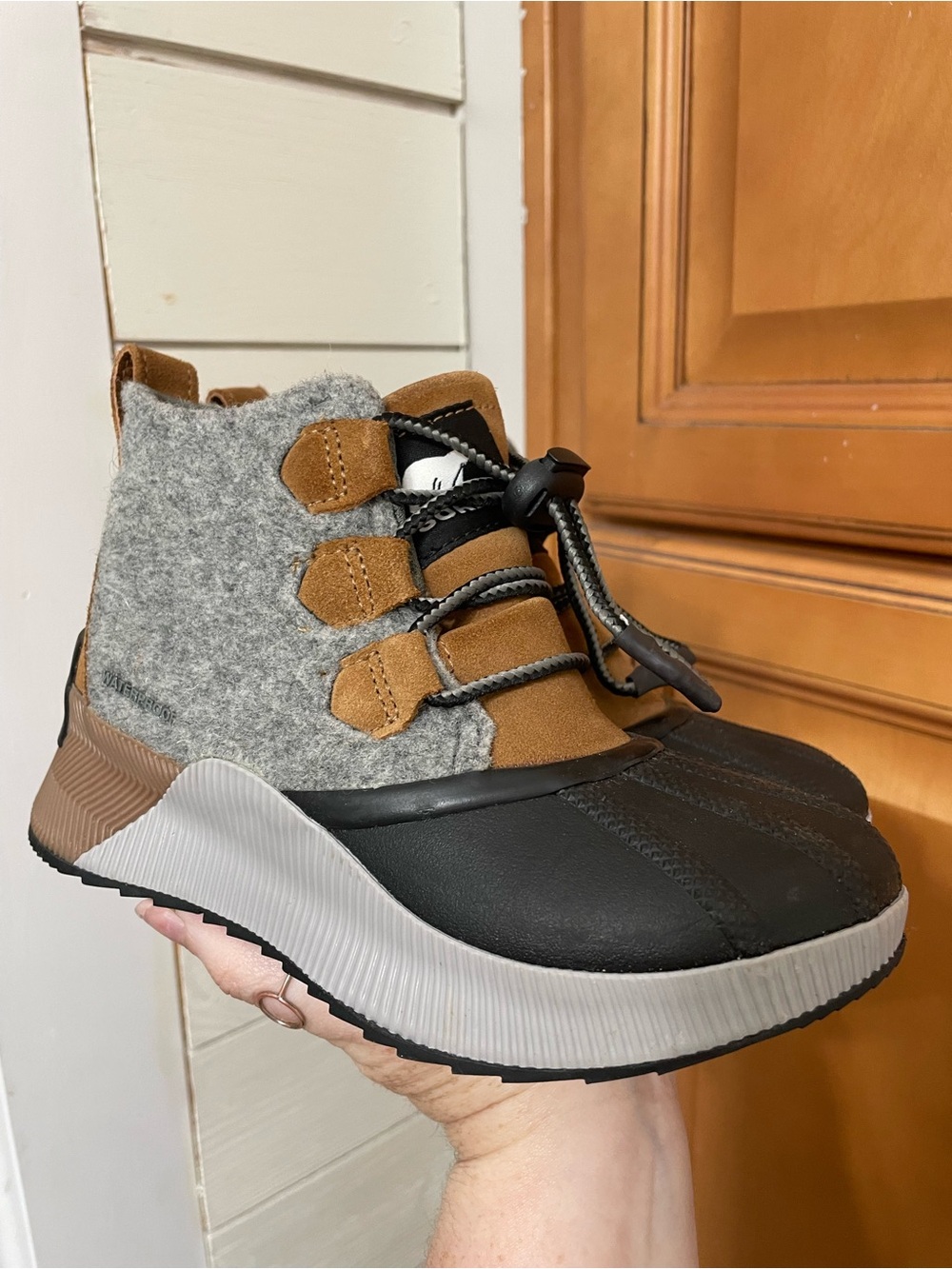 SOREL Kids Out N About IV Classic waterproof boot Kids 1